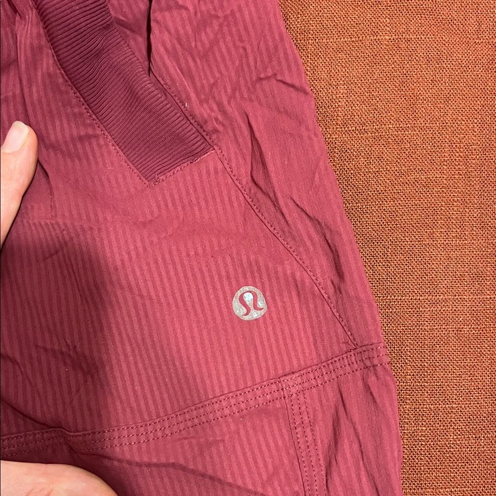 Lululemon Dance Studio Pant (no ankle drawstrings) - Picture 3 of 4
